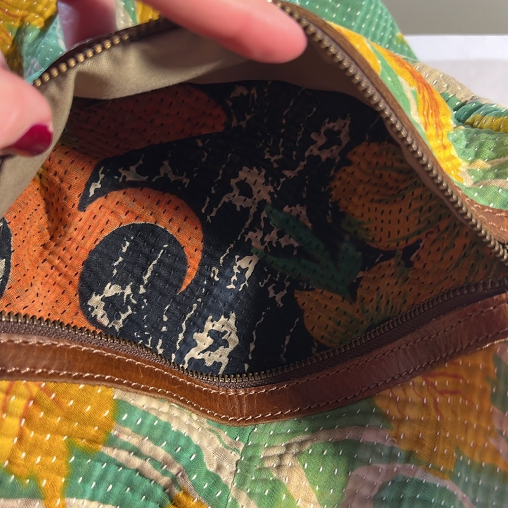 Will Leather Goods Kantha Stitched Yoga Duffle Leather Weaved Handles Bag - Picture 14 of 14